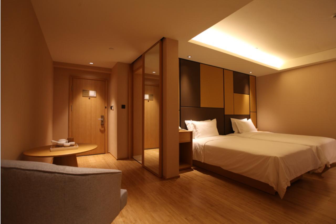 Ji Hotel Shanghai Kangqiao Xiuyan Road Extérieur photo